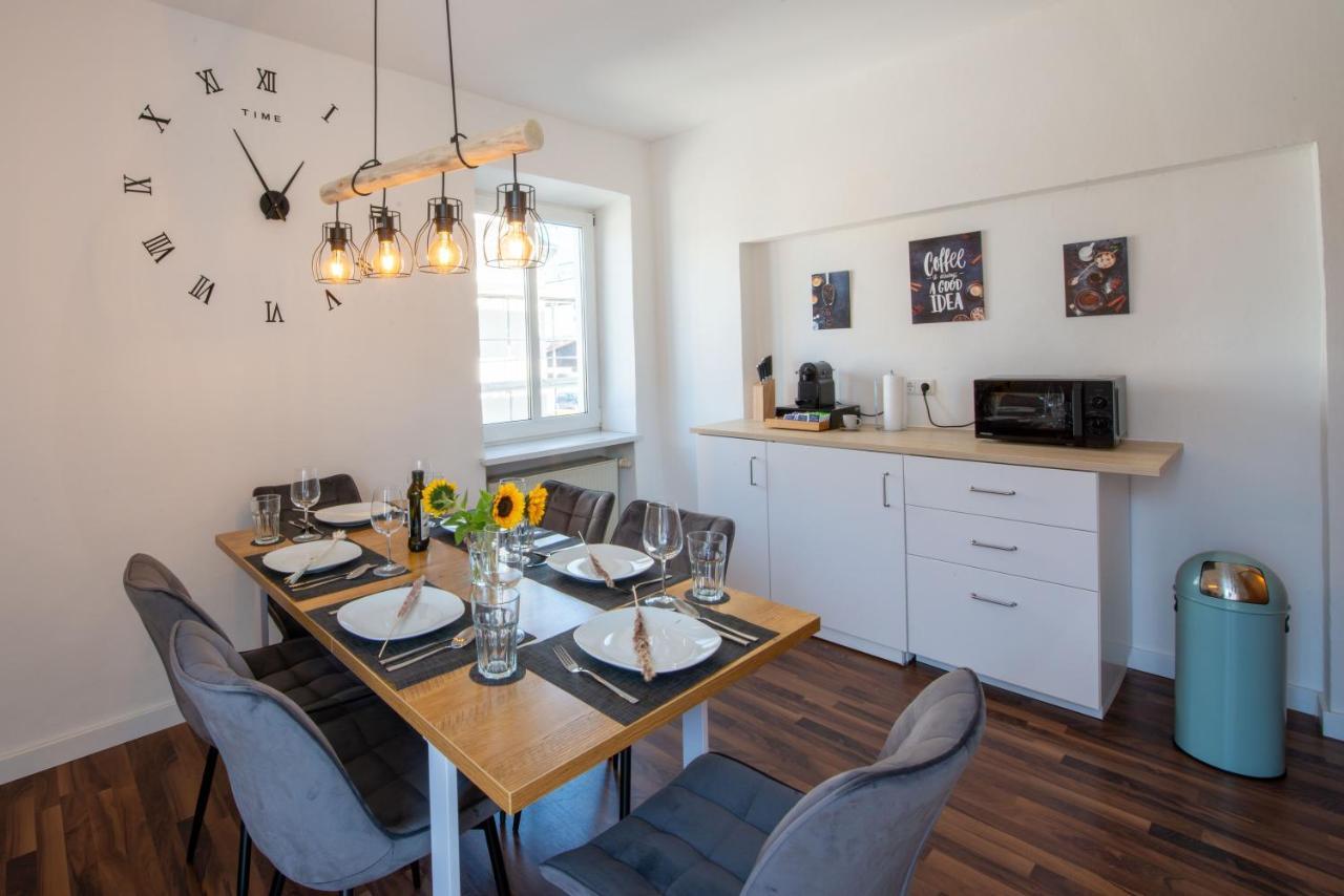 Bessa Homes 6 Personen 2 Schlafzimmer, 3 King Size, Betten, Balkon, Kueche Haag in Oberbayern Exterior foto